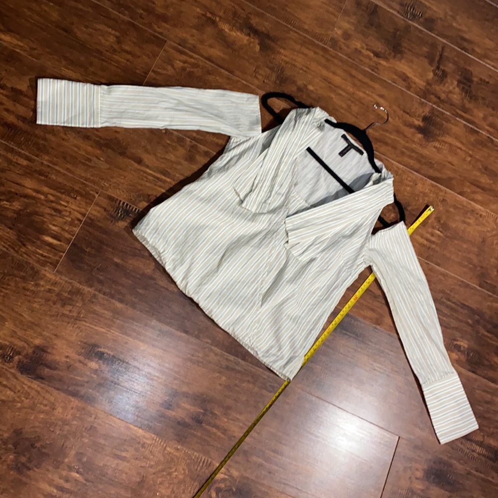 BCBG maxazria cut out blouse